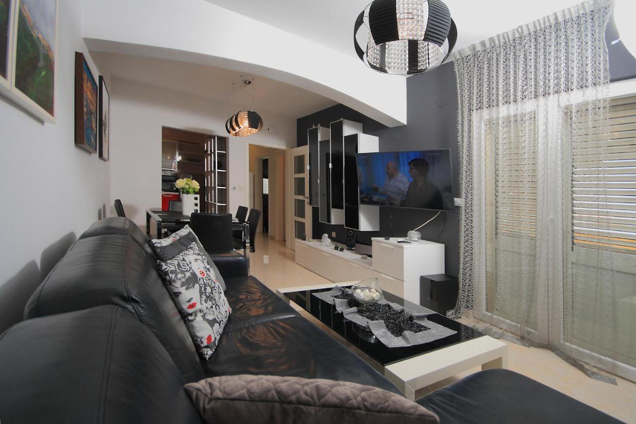 Lavanda Residence With Heated Pool Trogir Split Donji Okrug  Extérieur photo