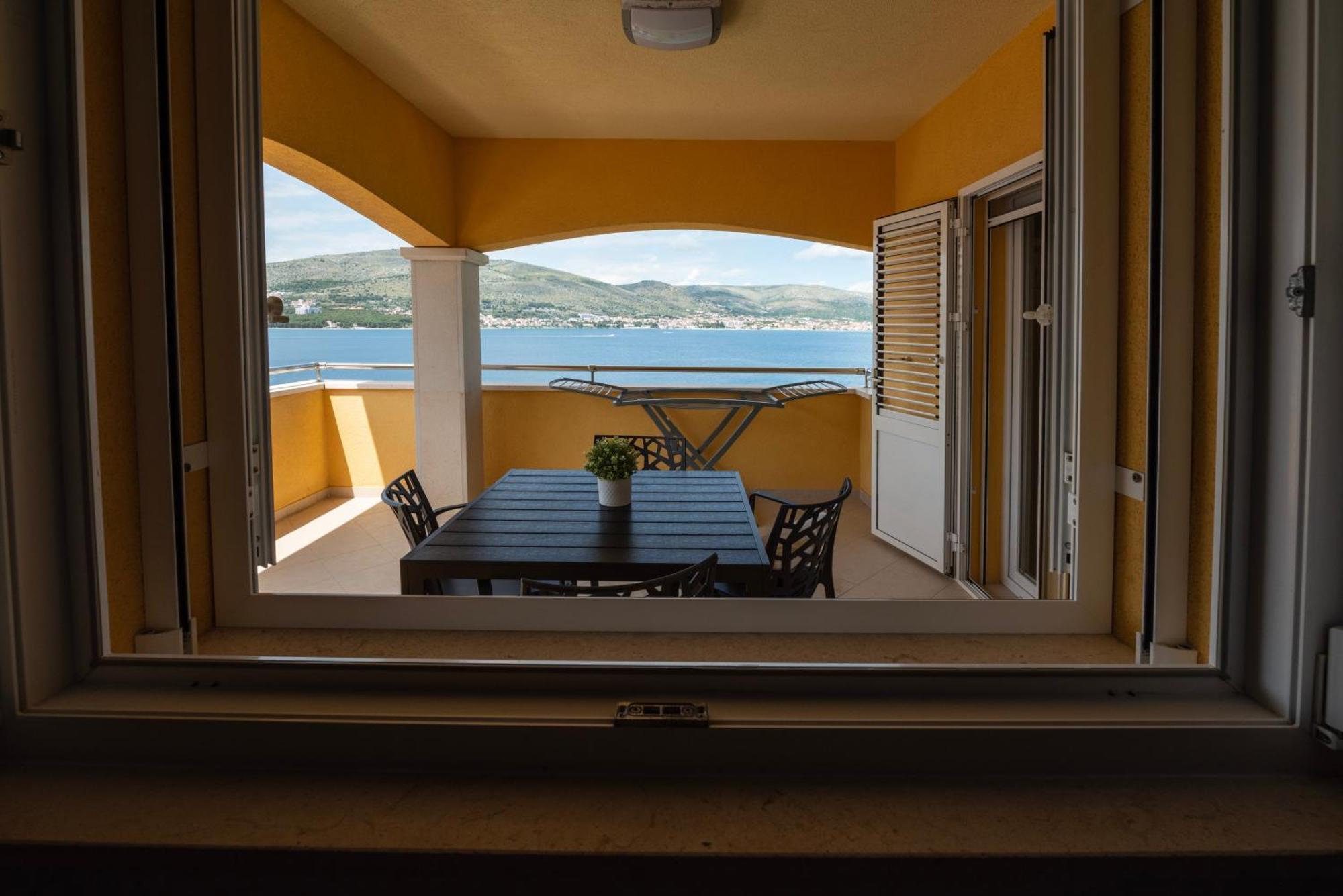 Lavanda Residence With Heated Pool Trogir Split Donji Okrug  Extérieur photo