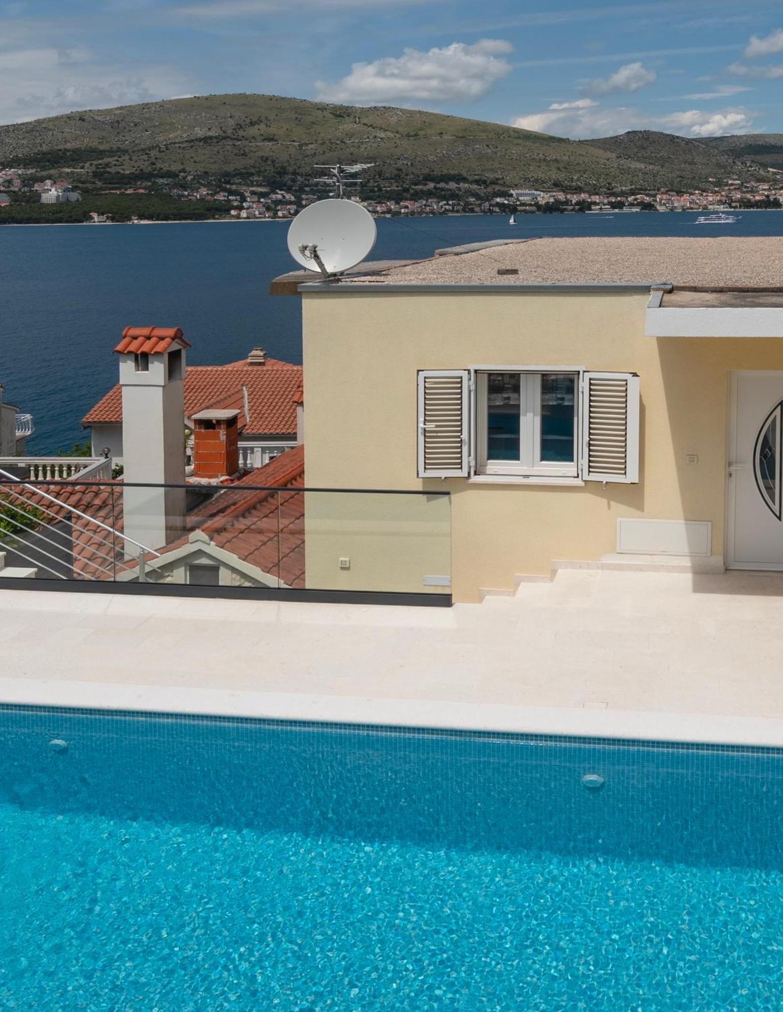 Lavanda Residence With Heated Pool Trogir Split Donji Okrug  Extérieur photo