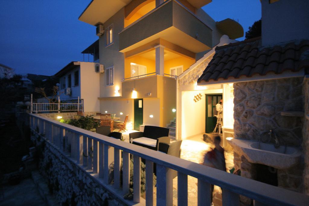 Lavanda Residence With Heated Pool Trogir Split Donji Okrug  Chambre photo